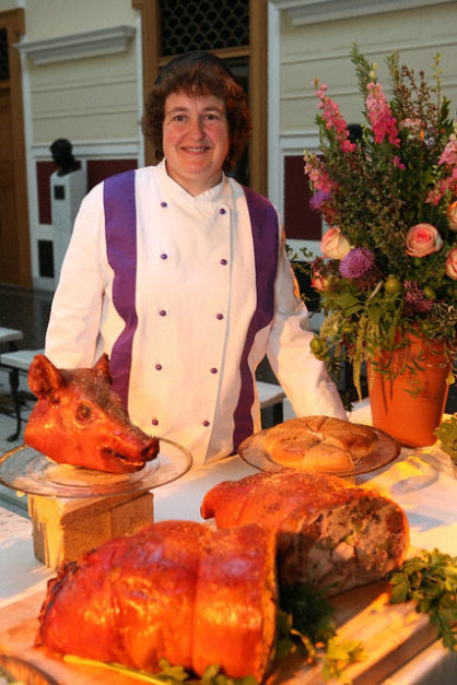 At the Roman Table: Fish Sauce, Sausage-Stuffed Pig, and Good Conversation