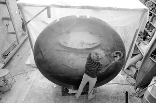 Talking with Artist De Wain Valentine