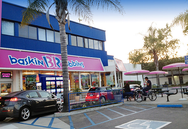 Burbank Baskin-Robbins ice cream store