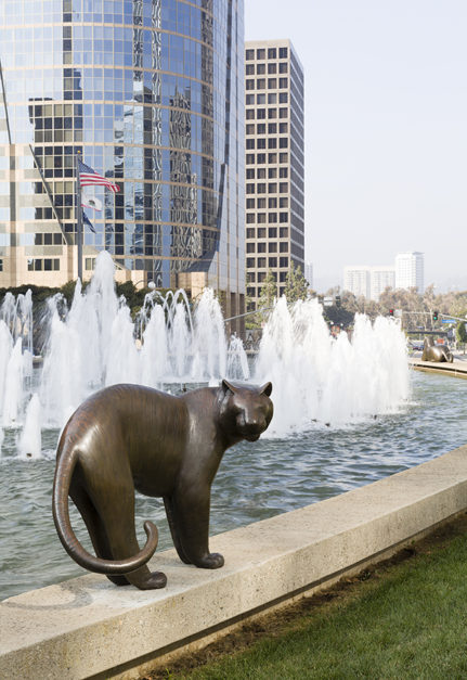 In This Unusual Exhibition, Sculpture Is Best Viewed by Car