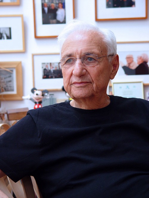 Frank Gehry portrait photo