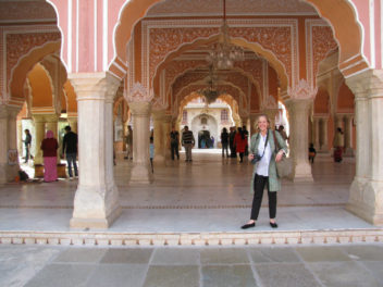 PODCAST: Sarah McPhee – Postcard from India 1