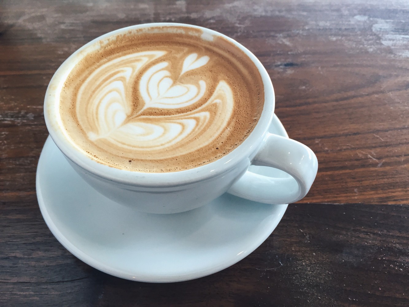 Van Gogh–Inspired Latte Art