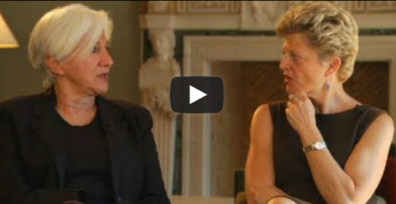 Video: “Elektra” Director and Cast on Working in the Villa’s Outdoor Theater