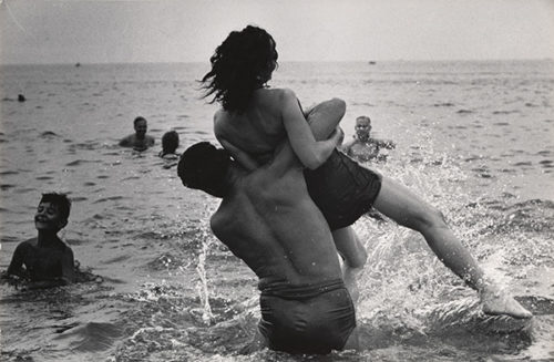Garry Winogrand’s Scenes of Ebulliance, and Unease