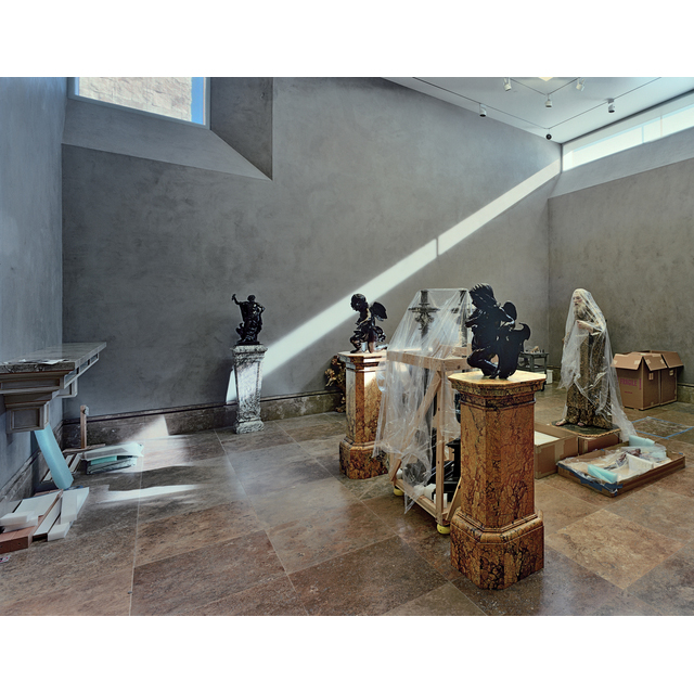 Neoclassical Sculpture Gallery, J. Paul Getty Museum, 1997, Robert Polidori. Chromogenic print, Image: 16 3/8 × 21 1/2 in., Sheet: 18 3/4 × 23 3/4 in. Courtesy of the artist in conjunction with The Lapis Press. © Robert Polidori