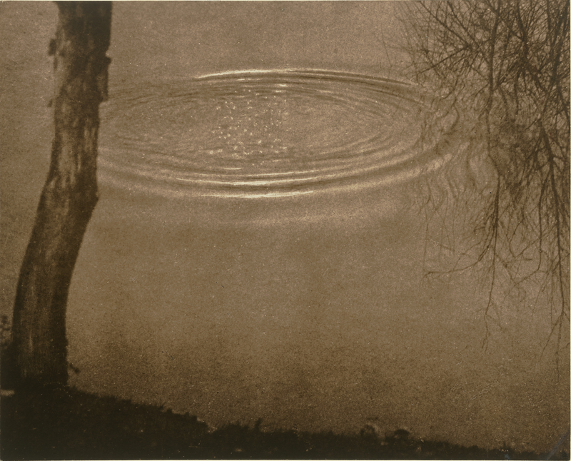 <em>The Ripple</em>, about 1933, Kumezu Ota. Gelatin silver print, 10 1/4 × 12 11/16 in. The J. Paul Getty Museum, 2019.70 Black and white photograph without a horizon